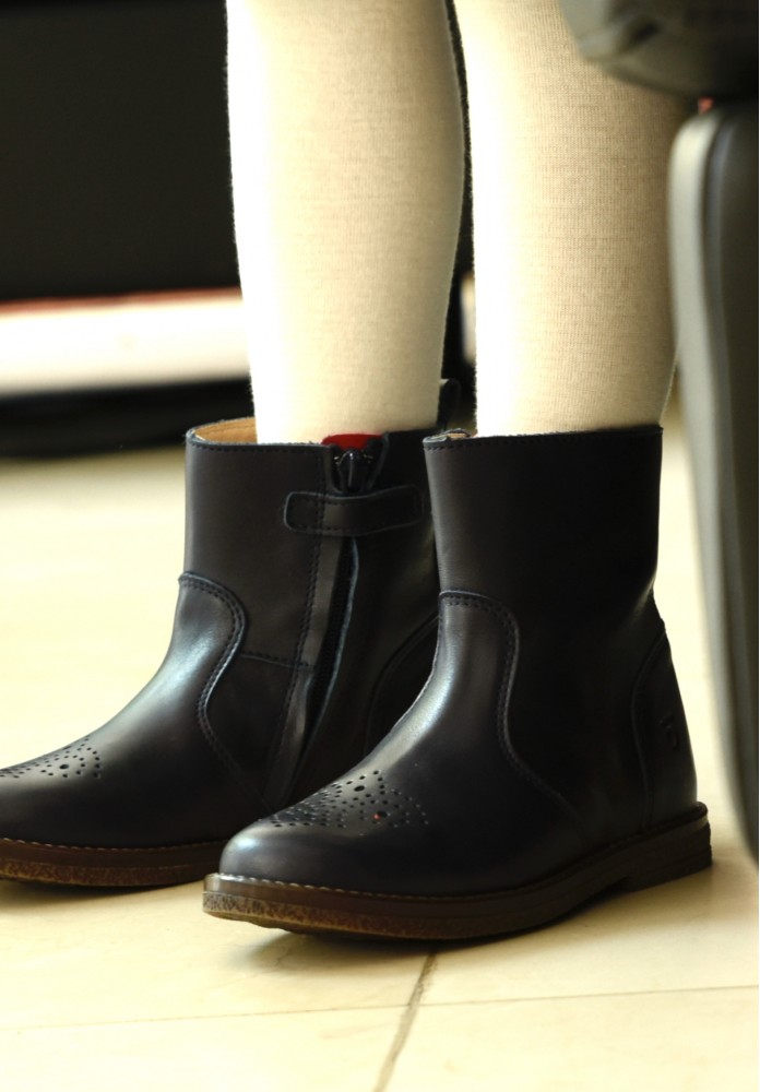 Kinderschuhe - Stiefel / Hohe Schuhe - Jungs und Mädchen