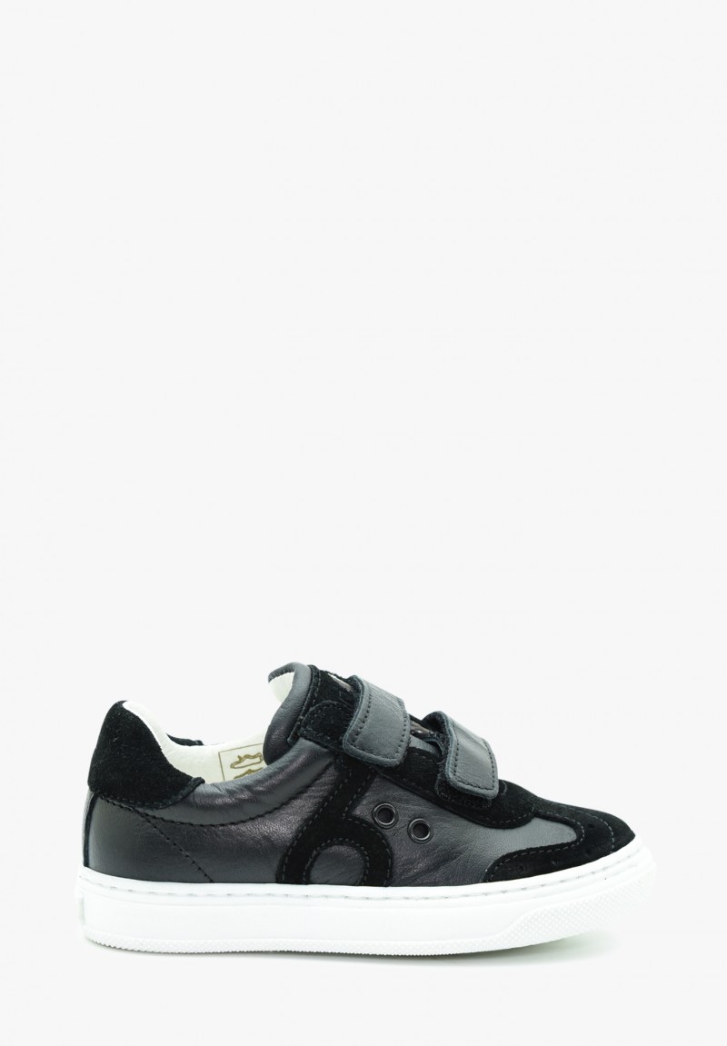 <p>Kids' shoes - Sneakers - Boy</p>